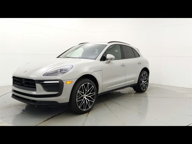 2024 Porsche Macan Base