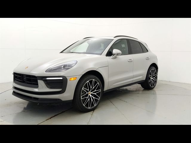 2024 Porsche Macan Base