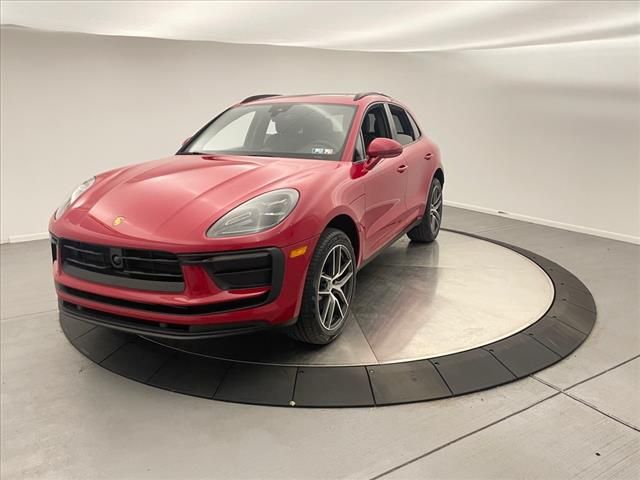 2024 Porsche Macan Base