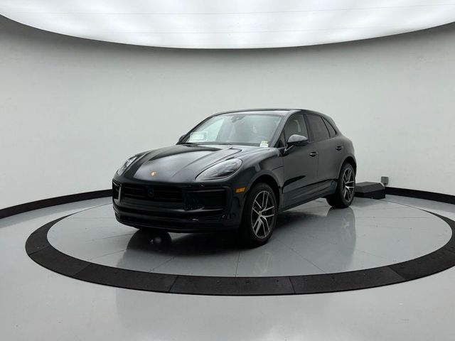 2024 Porsche Macan Base