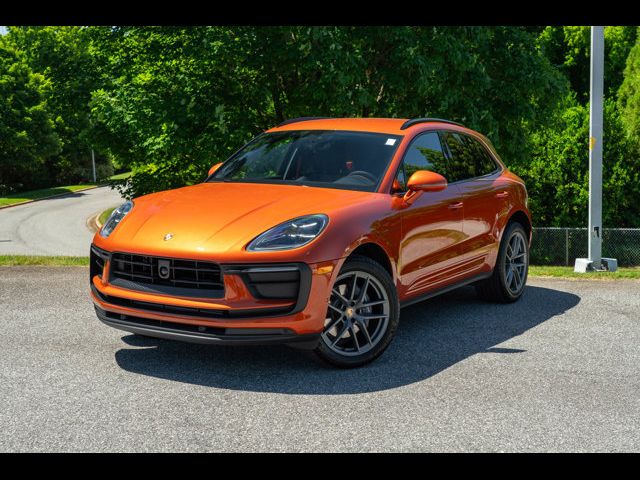 2024 Porsche Macan Base