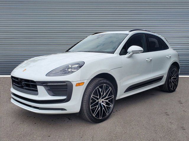 2024 Porsche Macan 