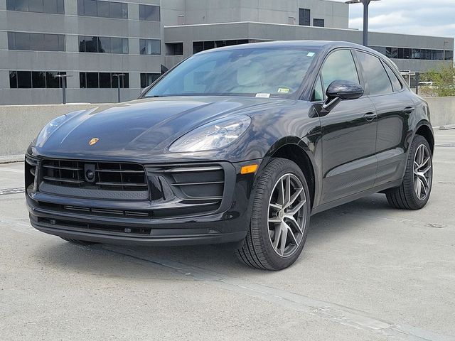 2024 Porsche Macan Base