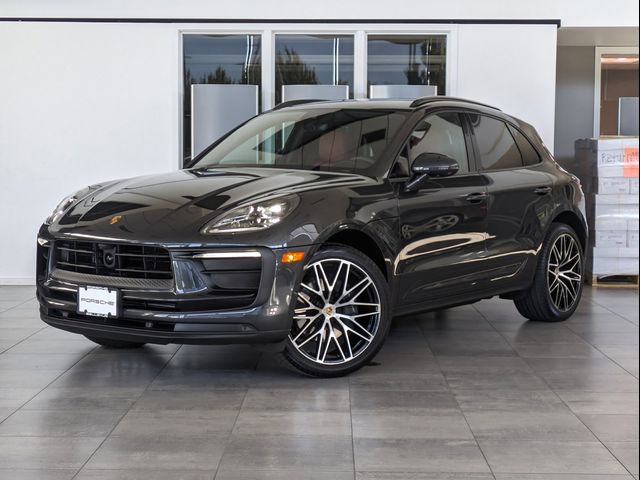 2024 Porsche Macan Base