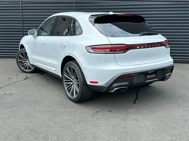 2024 Porsche Macan 