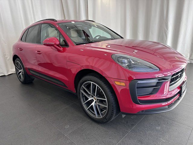 2024 Porsche Macan Base