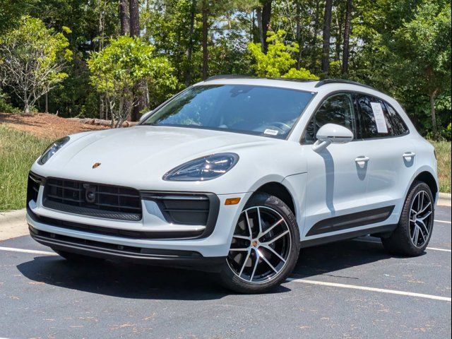 2024 Porsche Macan Base