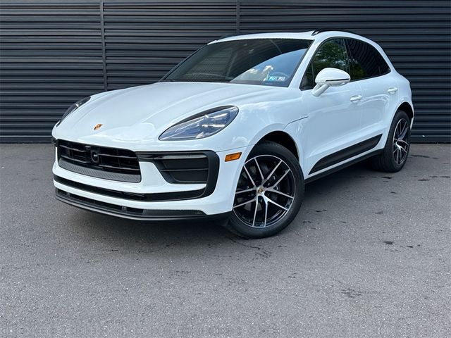 2024 Porsche Macan 