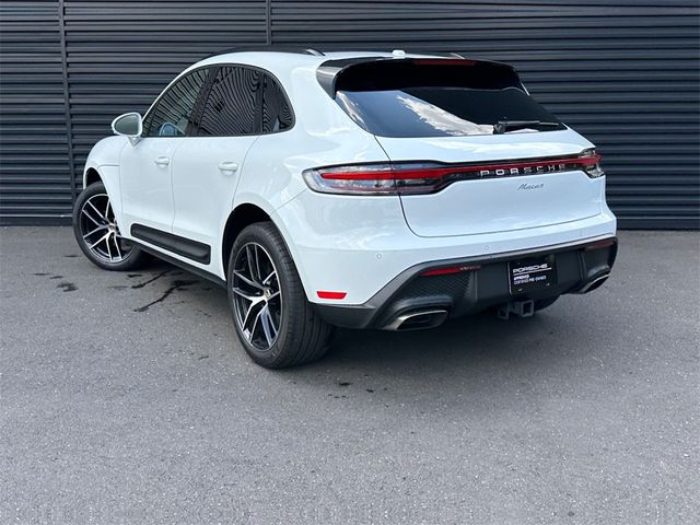 2024 Porsche Macan 