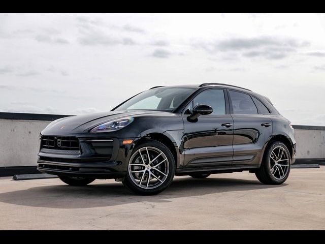 2024 Porsche Macan Base