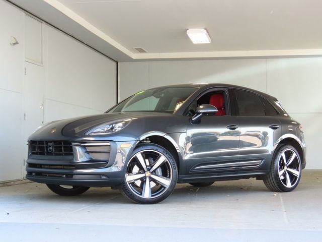 2024 Porsche Macan 