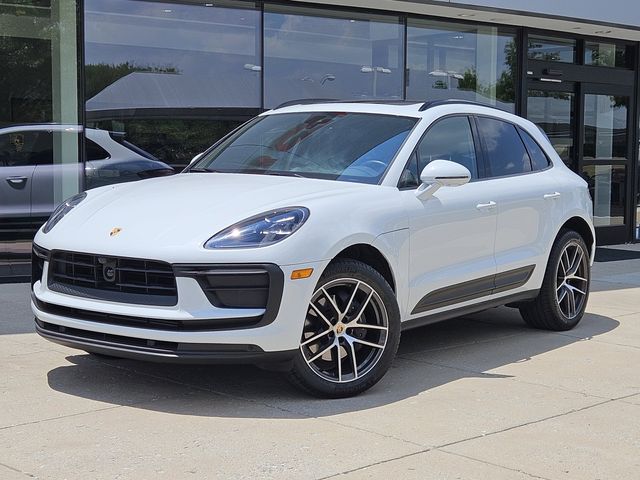 2024 Porsche Macan Base