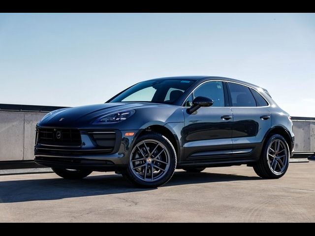 2024 Porsche Macan Base