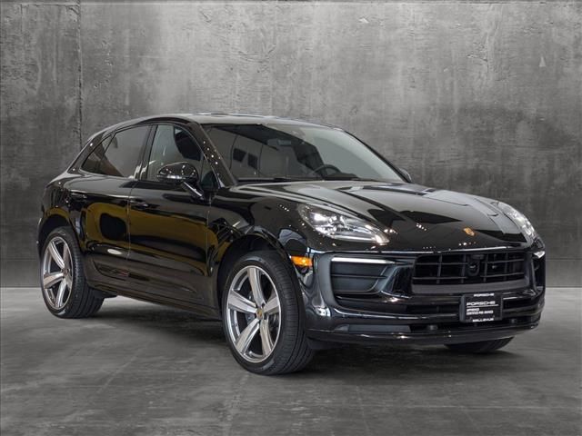 2024 Porsche Macan Base