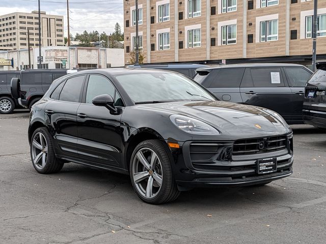 2024 Porsche Macan Base