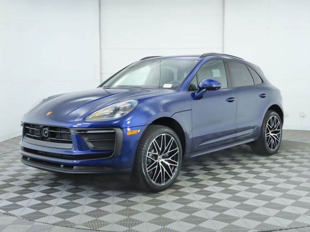 2024 Porsche Macan Base