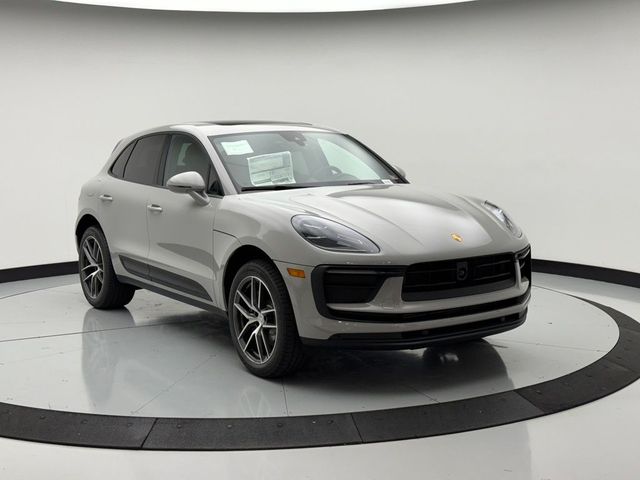 2024 Porsche Macan Base