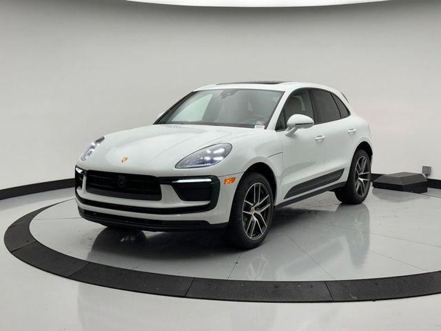 2024 Porsche Macan Base