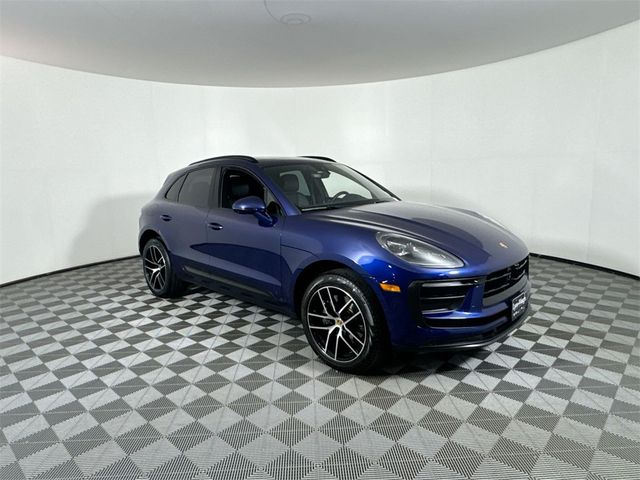 2024 Porsche Macan Base