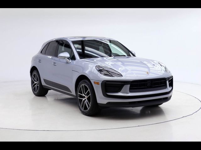 2024 Porsche Macan Base