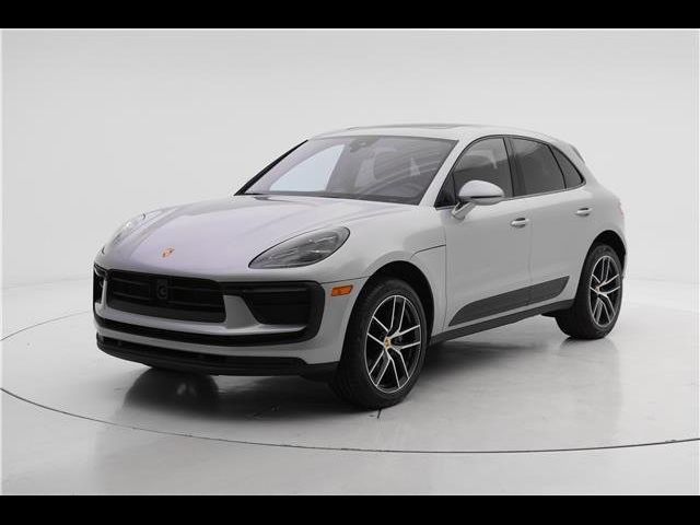 2024 Porsche Macan Base