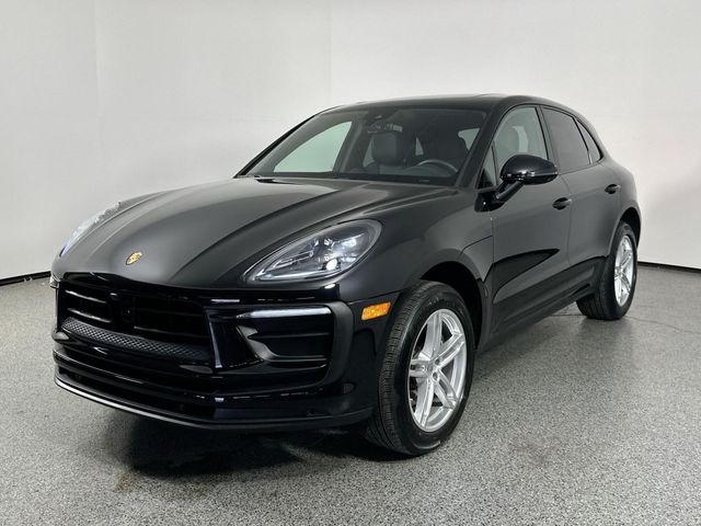 2024 Porsche Macan Base