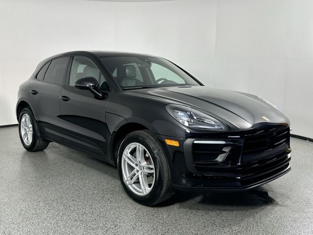 2024 Porsche Macan Base