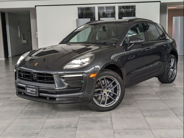 2024 Porsche Macan Base