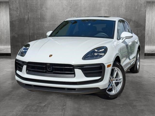 2024 Porsche Macan Base