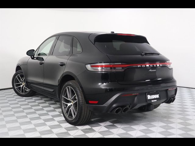 2024 Porsche Macan Base