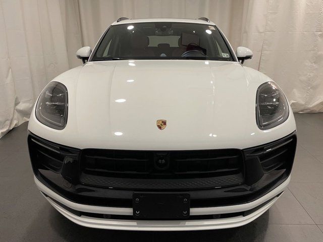 2024 Porsche Macan T