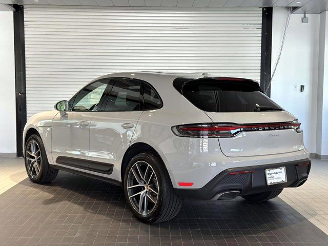 2024 Porsche Macan Base