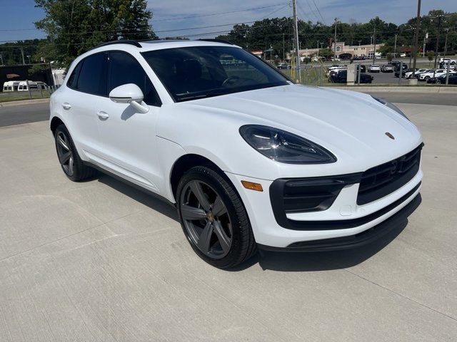 2024 Porsche Macan Base