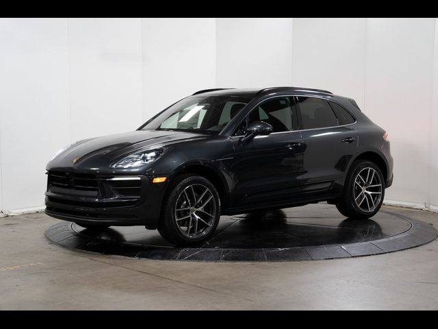 2024 Porsche Macan Base