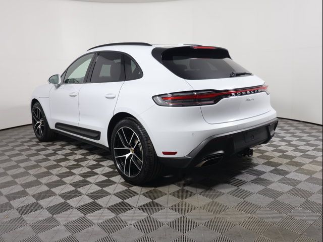 2024 Porsche Macan 