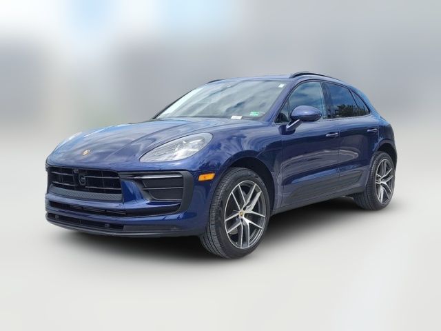 2024 Porsche Macan Base