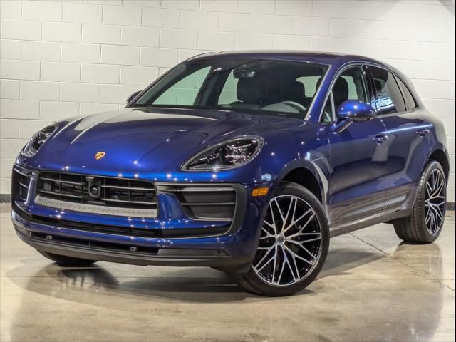 2024 Porsche Macan Base