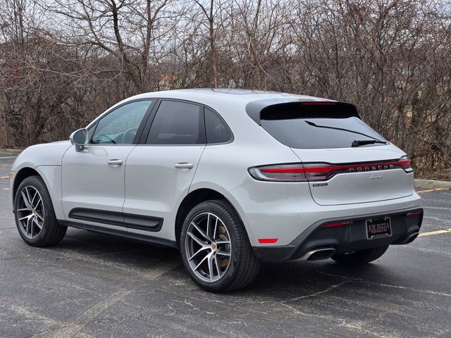 2024 Porsche Macan Base