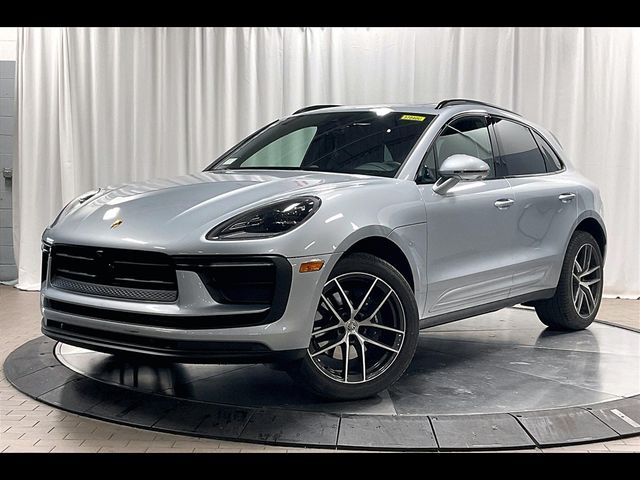 2024 Porsche Macan Base