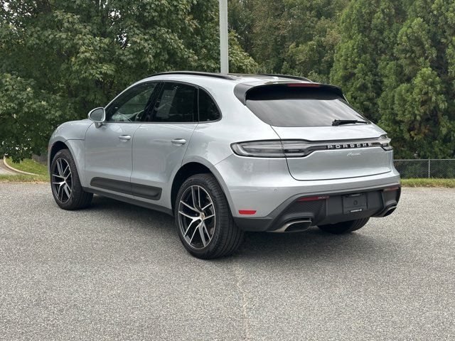 2024 Porsche Macan 