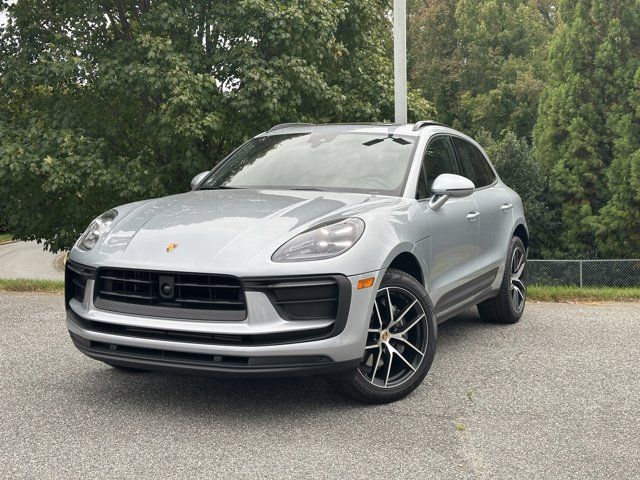 2024 Porsche Macan 