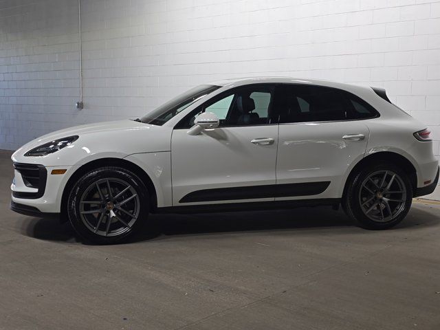 2024 Porsche Macan 