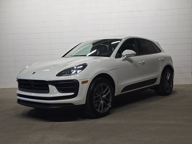 2024 Porsche Macan 