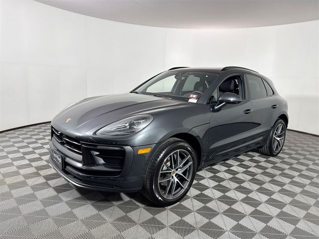 2024 Porsche Macan Base