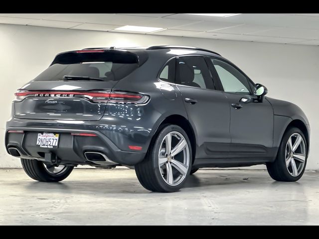 2024 Porsche Macan Base