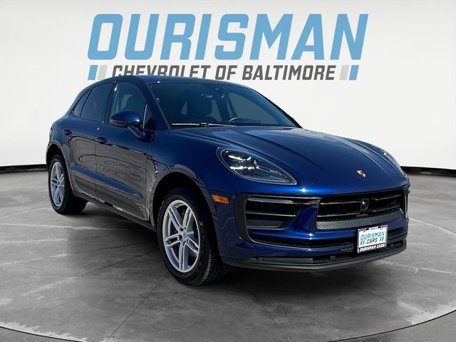 2024 Porsche Macan Base