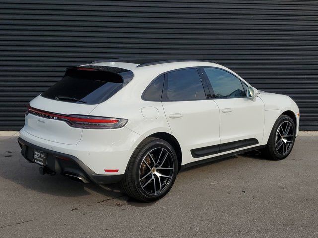 2024 Porsche Macan Base