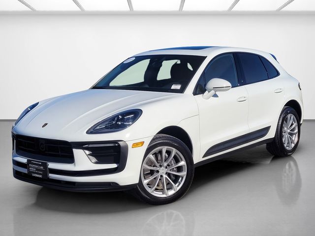 2024 Porsche Macan Base