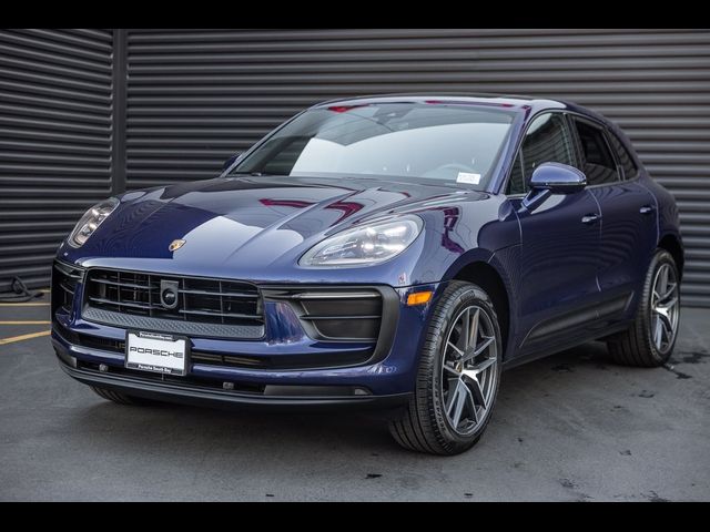 2024 Porsche Macan Base