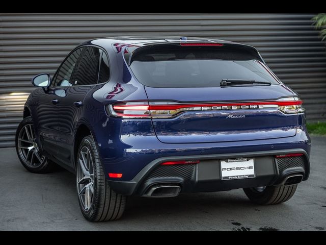 2024 Porsche Macan Base